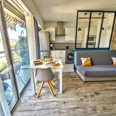 Beachfront - Panoramic View - Balkony - Ac *