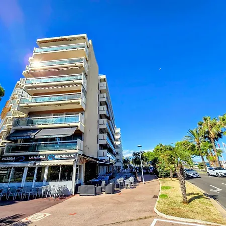 Beachfront - Panoramic View - Balkony - Ac